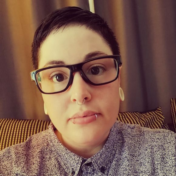 Meet your Posher, Sara - Picture 1 of 1